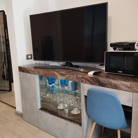 Alezzi Ely Apartamento *