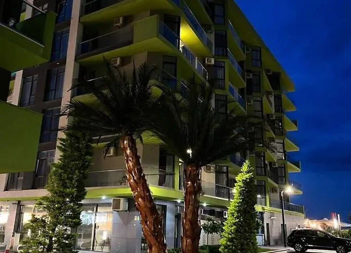 Alezzi Ely * Năvodari